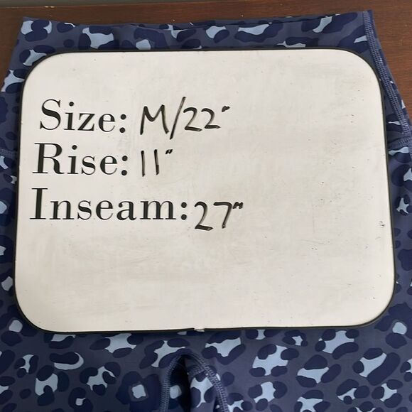 Offline Aerie Leggings Size Medium Ankle 7/8 Length Blue Cheetah - Picture 8 of 9